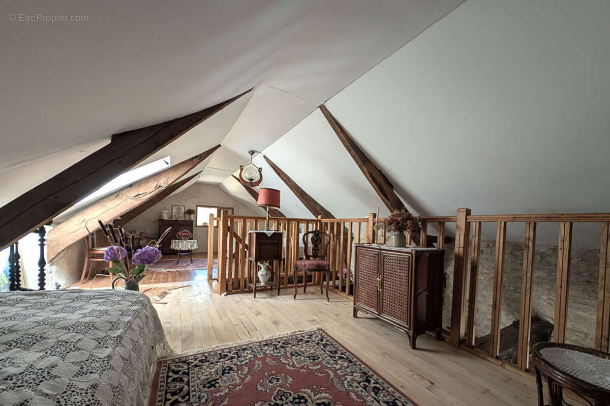 Belle maison de campagne en pierre. Ginals - photo 10