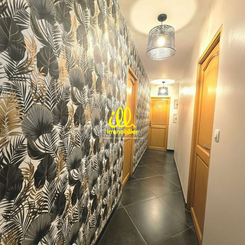 Maison 103 m² à Bogny-Sur-Meuse  - photo 8