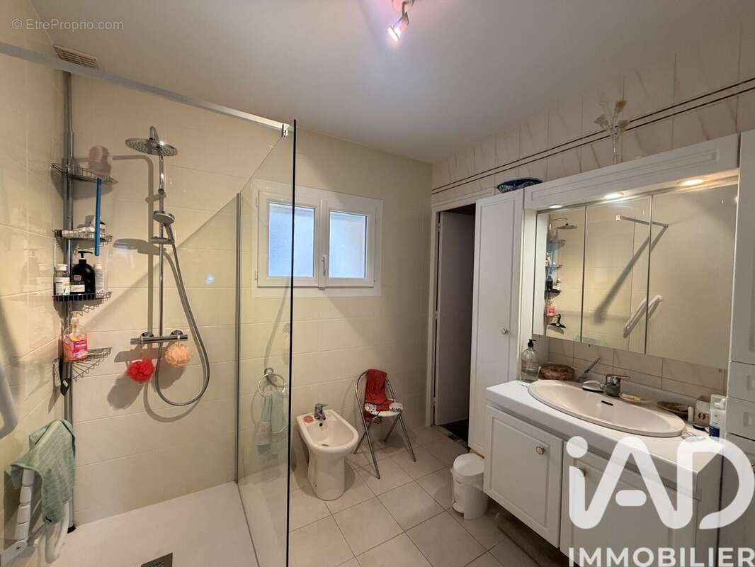 Maison 167 m² à Les Rives  - photo 9