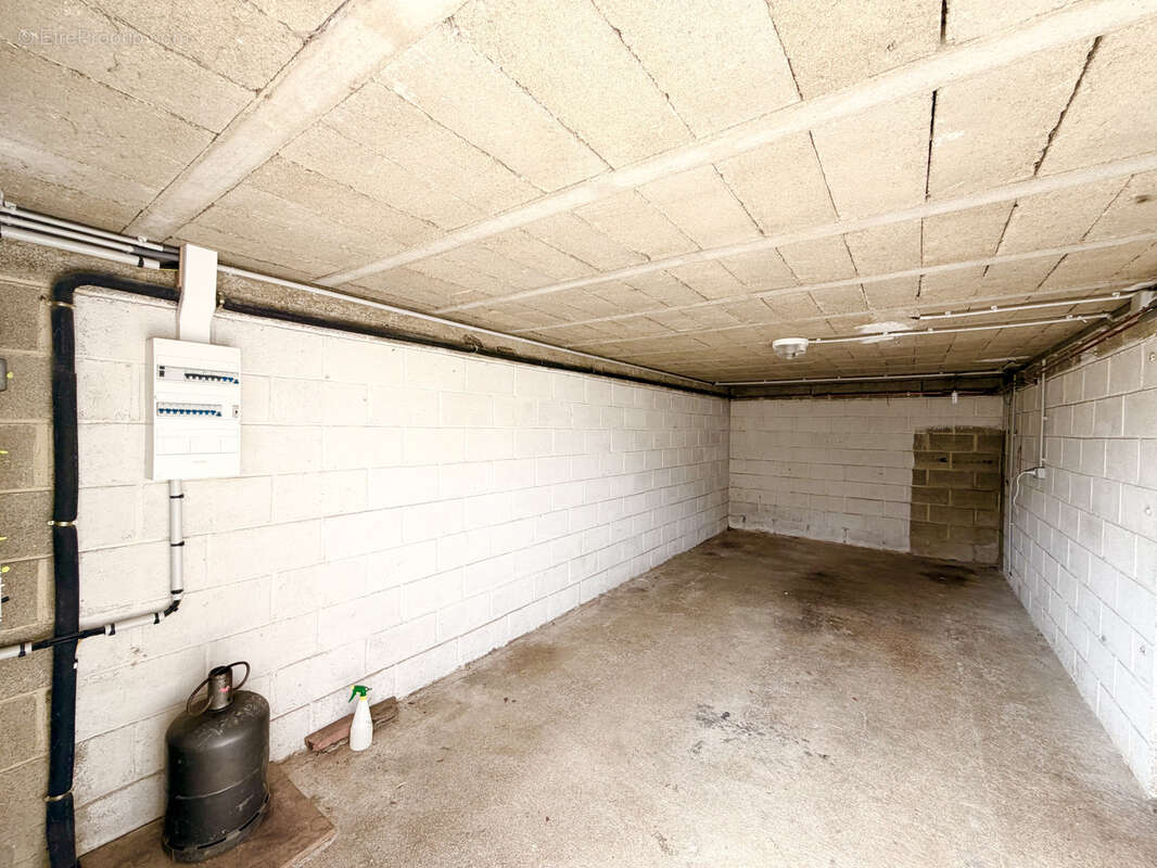 Maison à LOUAN-VILLEGRUIS-FONTAINE