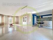 Maison à COSNES-ET-ROMAIN