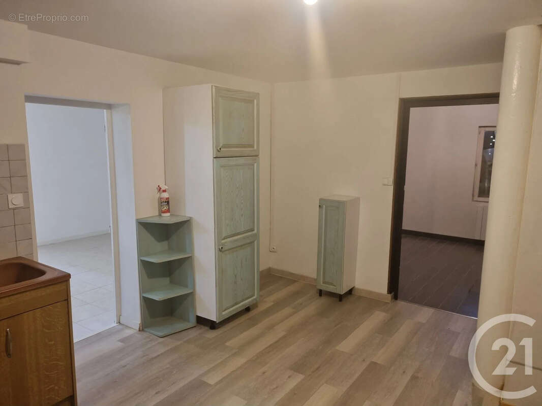 Maison 138 m² à La Chapelle-Naude  - photo 16
