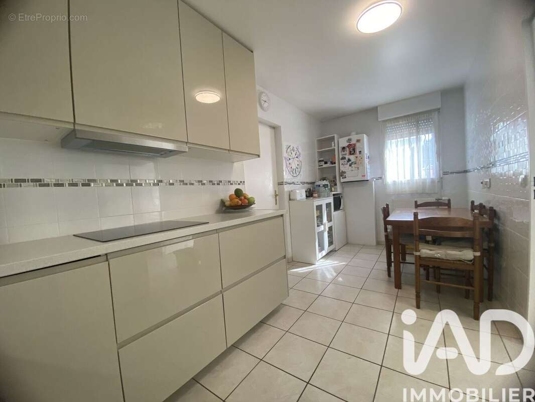 Photo 4 - Maison à CHAMPS-SUR-MARNE