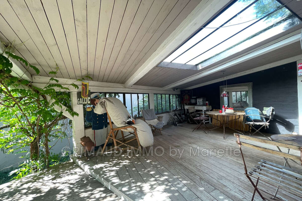 Maison à LA GARDE-FREINET