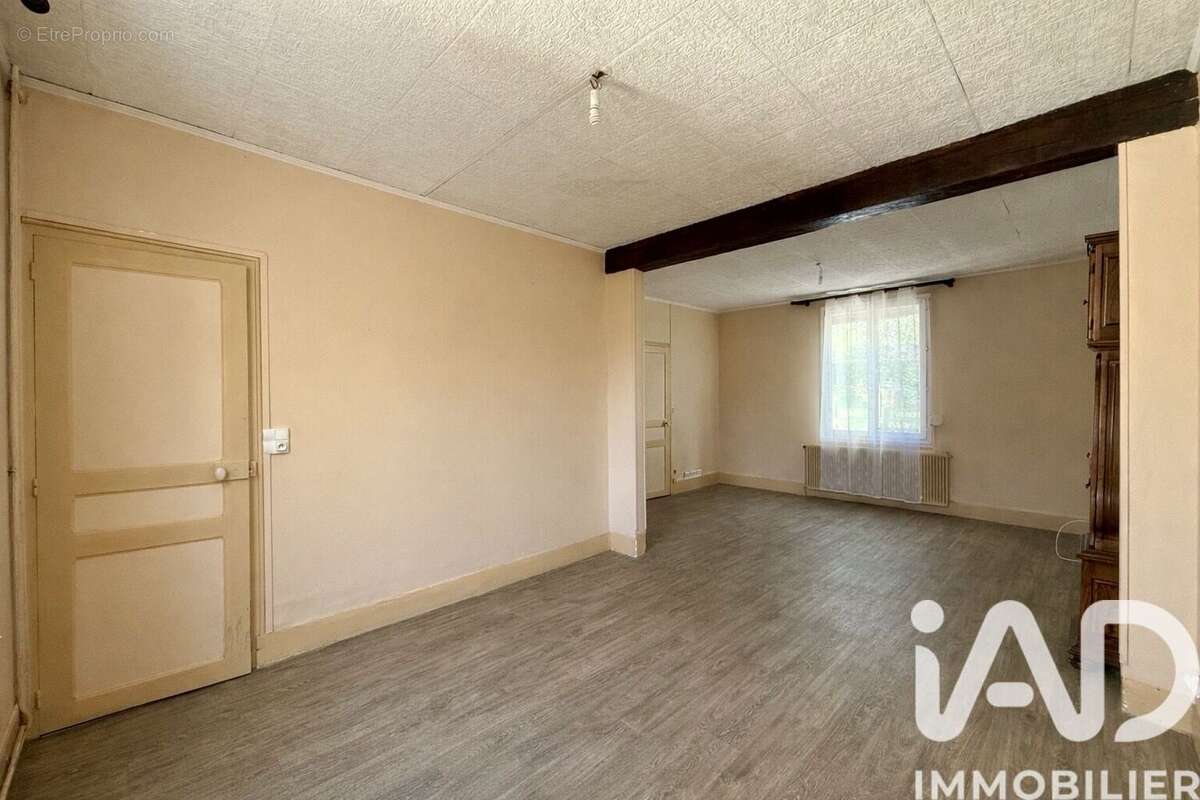 Photo 2 - Maison à COMPIEGNE