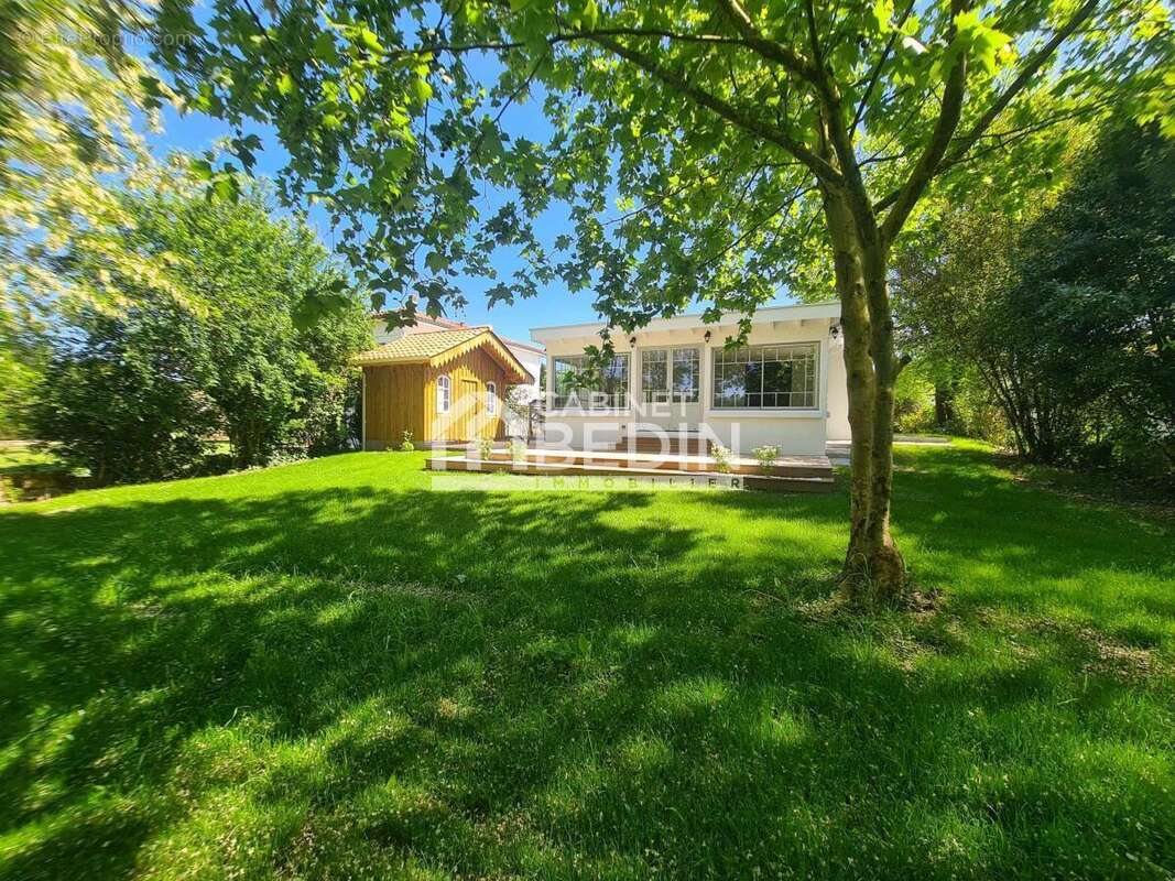 Maison à VILLENAVE-D&#039;ORNON