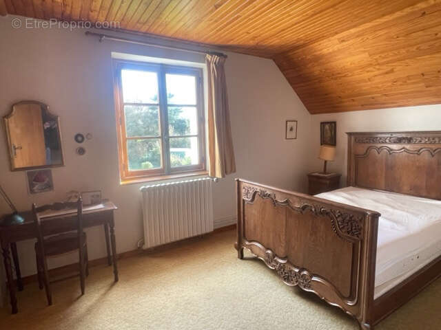 Maison à CONDE-SUR-HUISNE