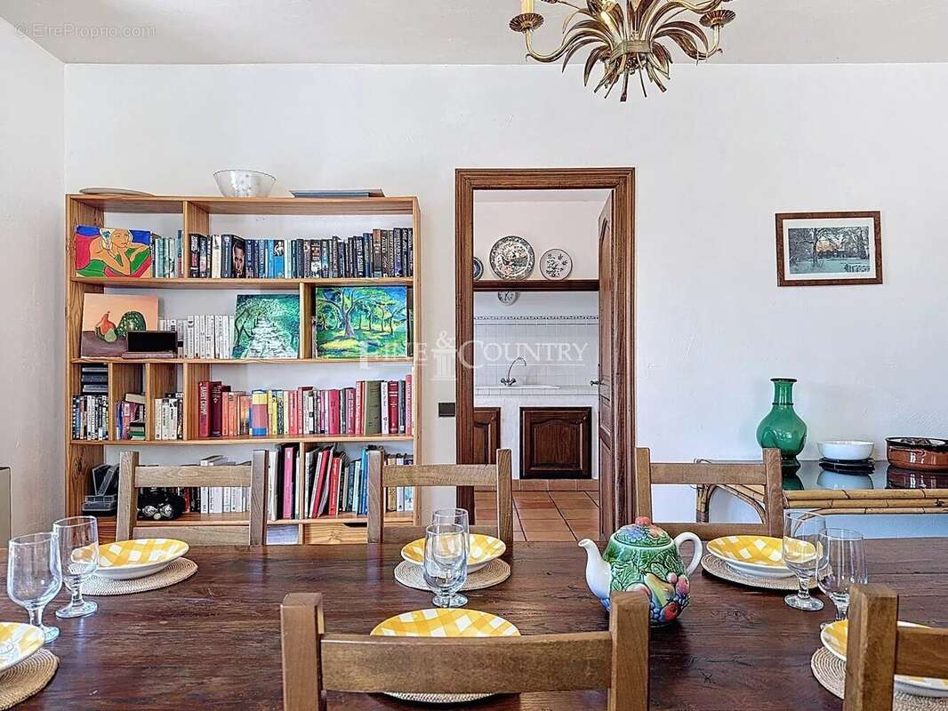 Maison à AURIBEAU-SUR-SIAGNE