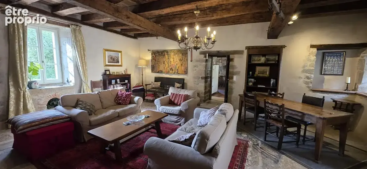 Charme et confort! Belle renovation, authenticité préservée. - photo 6