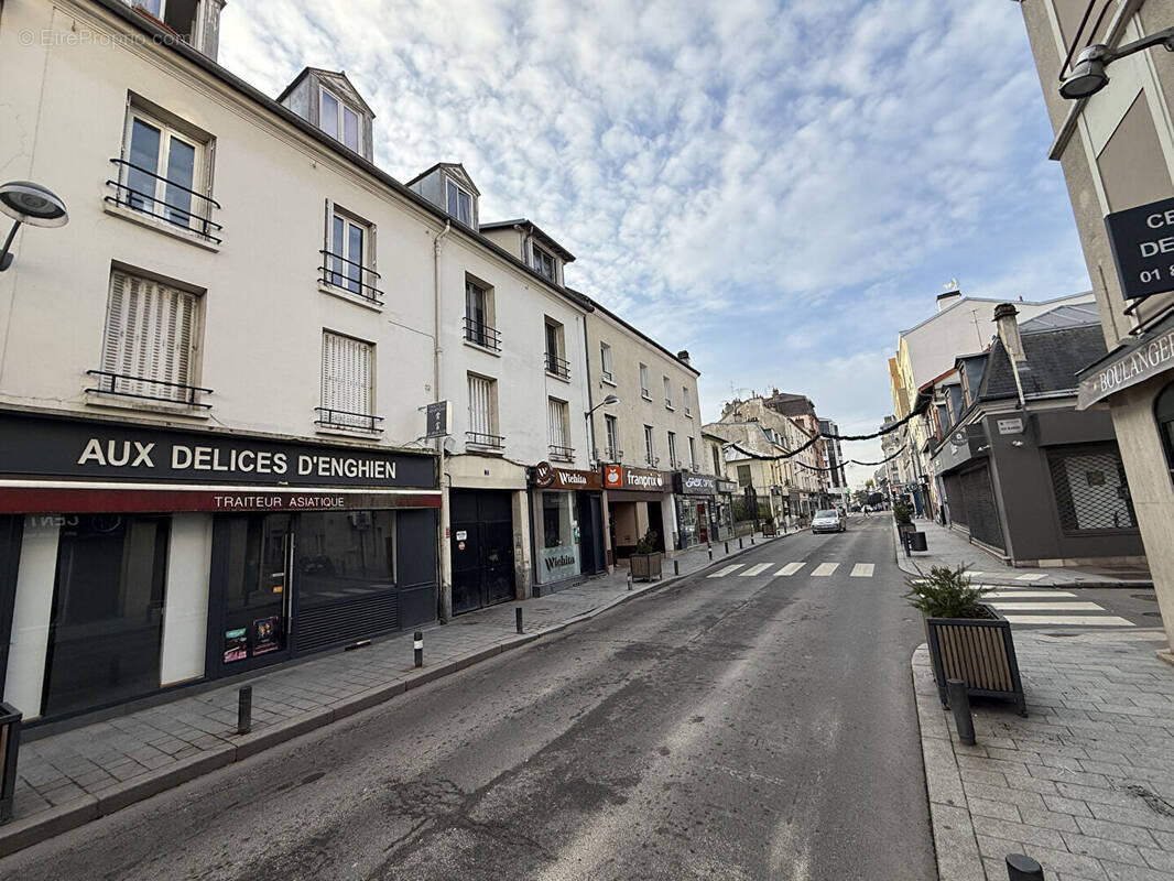 Appartement à ENGHIEN-LES-BAINS