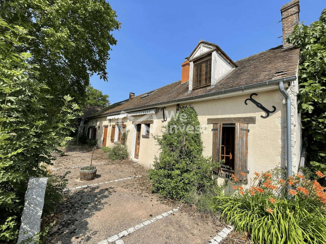 Maison à CORQUILLEROY