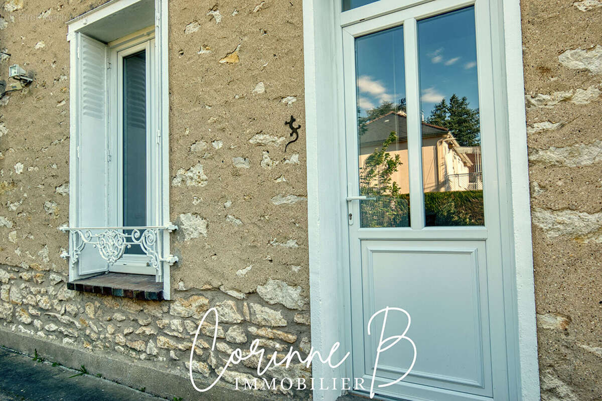 Maison à MALESHERBES