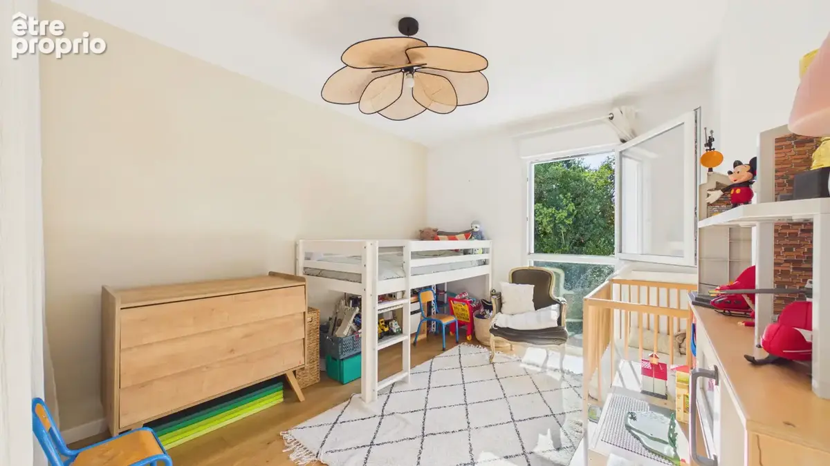 Appartement T3 récent avec terrasse et double stationnement (Boxable) - photo 11