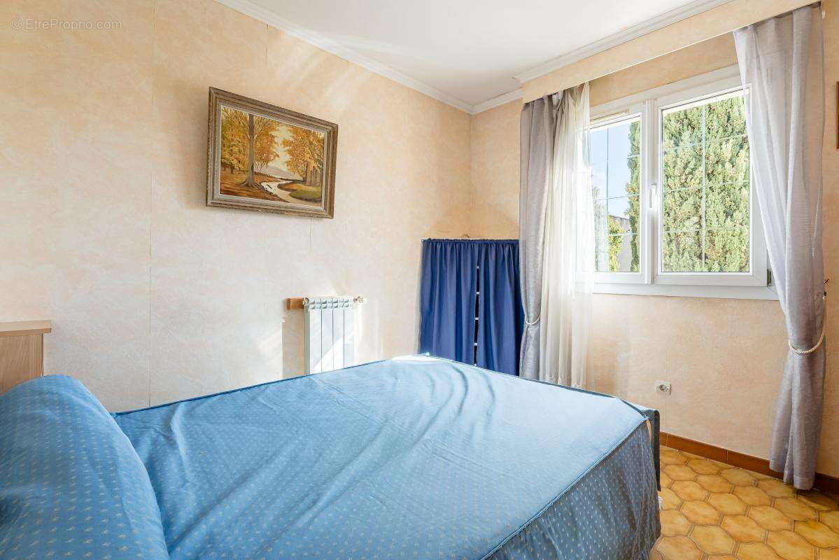 Maison à LA VALETTE-DU-VAR