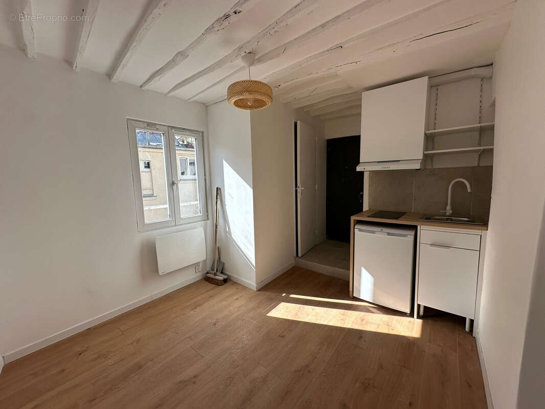 Appartement à PARIS-2E