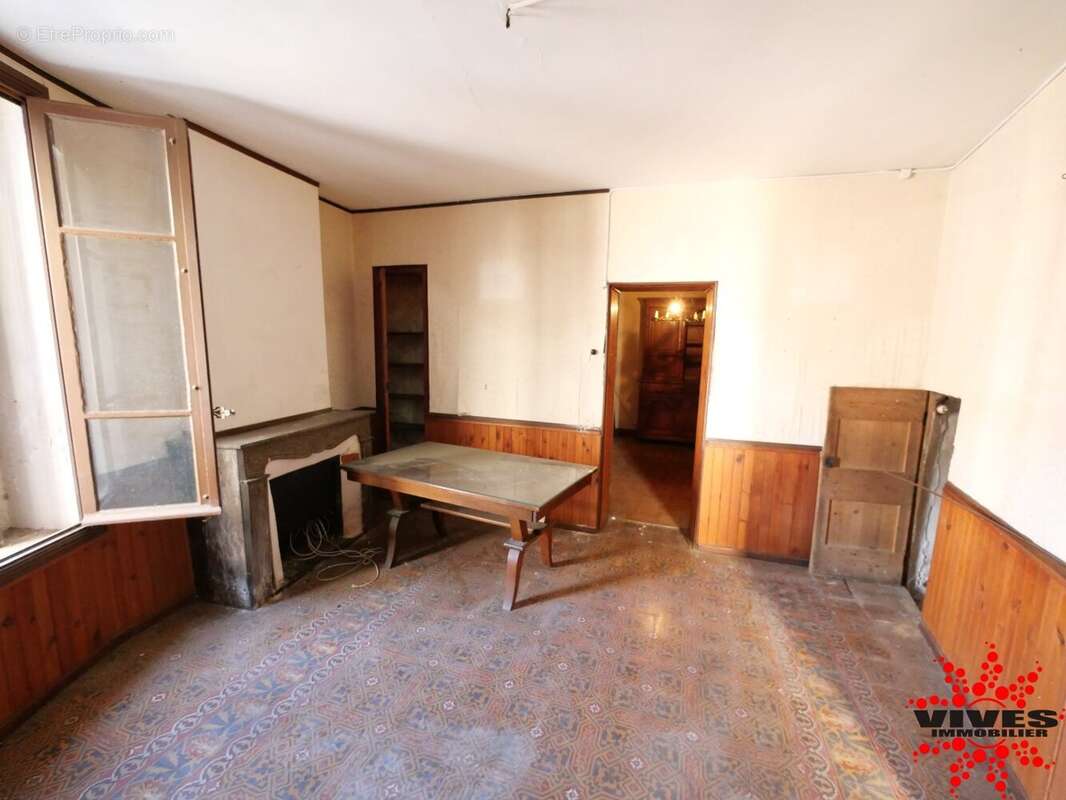 Grande maison de village de caractère  182,5 m² habitables et 310 m² de potentiel  Creissan - photo 6