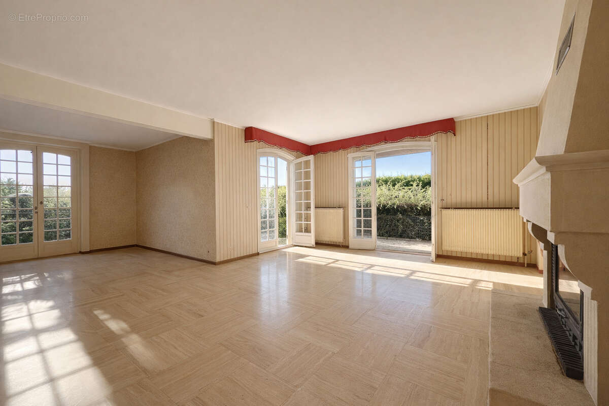 Maison à SAINT-APOLLINAIRE