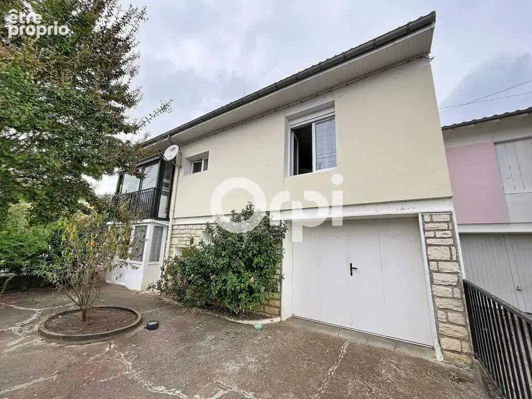 Photo Maison à Terrasson-Lavilledieu au prix de 135 900€