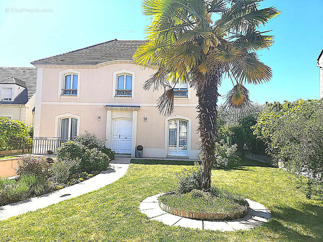 Maison à DEUIL-LA-BARRE