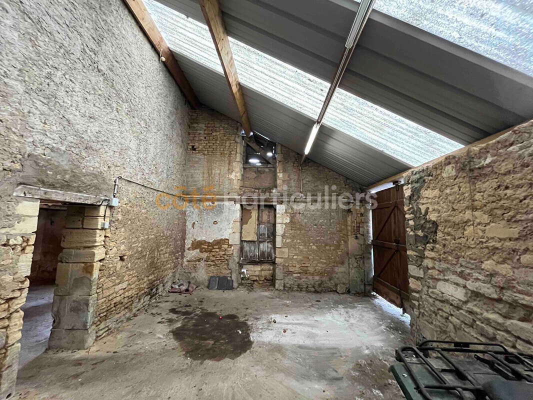 grange à renover - photo 8