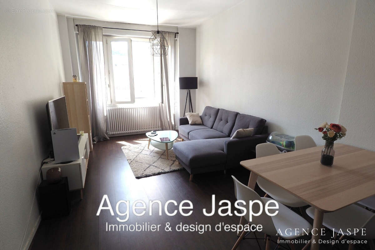 Appartement à SAINT-ETIENNE