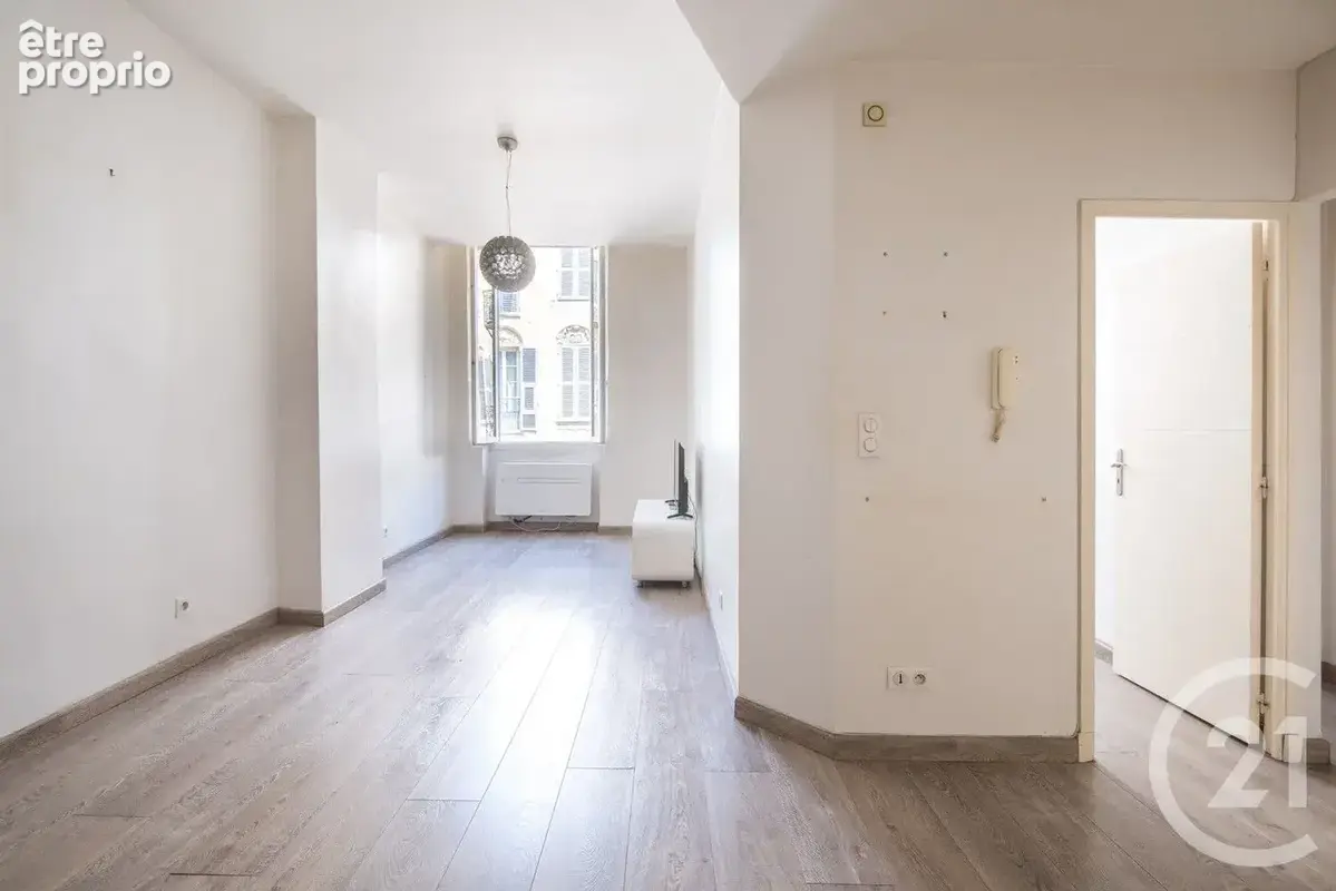 Appartement 3 pièces 51 m² à vendre à Nice (06000) - photo 2