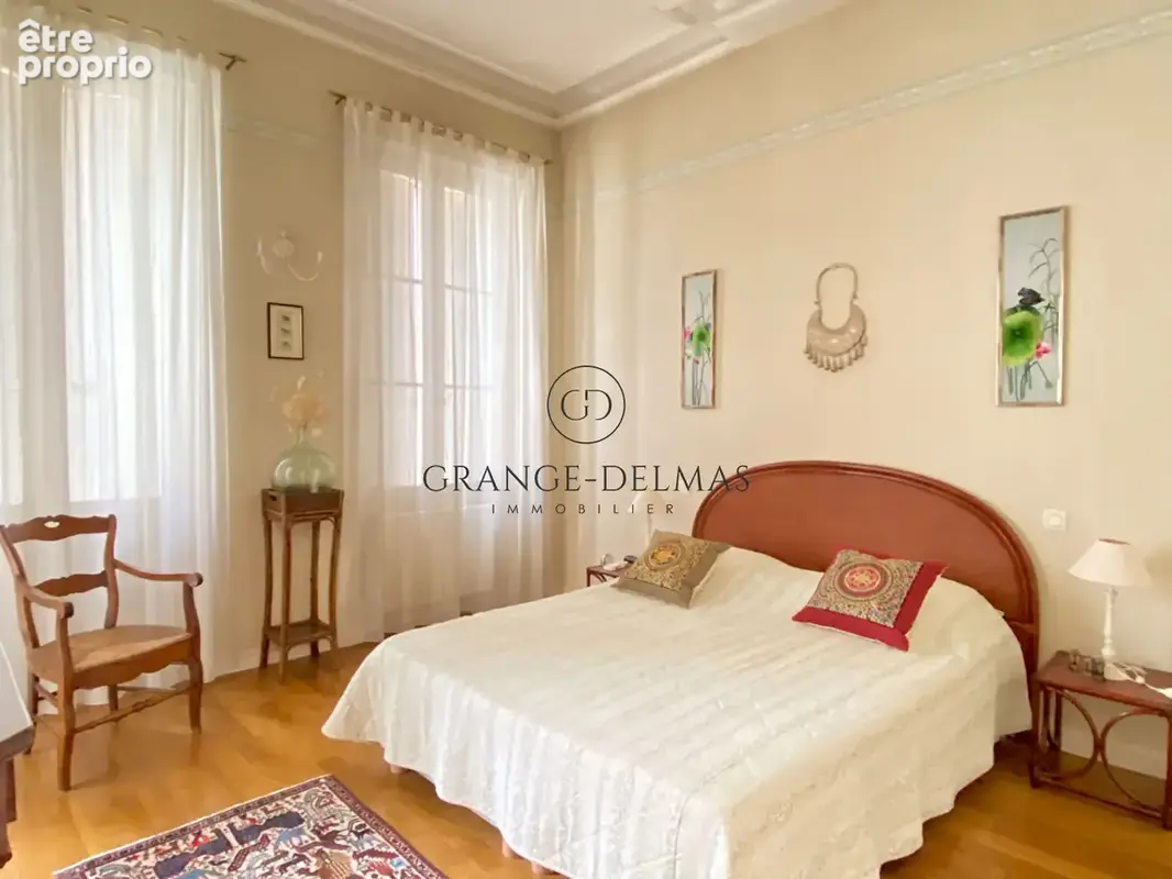 Maison en pierre en R+1 avec 3 chambres et jardin - SAINT SEURIN - photo 7