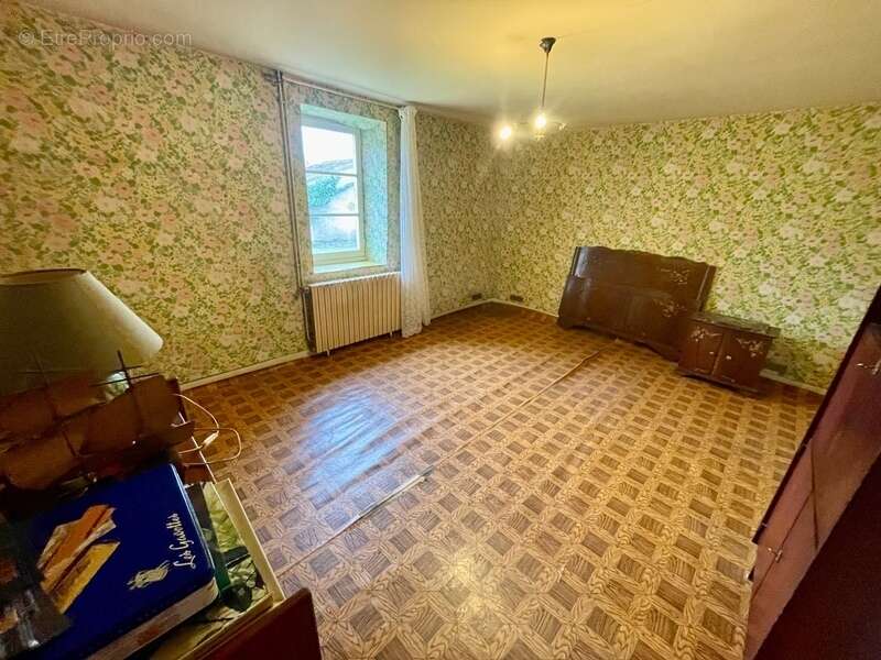 Maison à vendre 5 pièces GUEUGNON (71) - photo 9