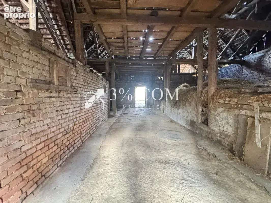 3%COM Maison (139 m2)  à rénover  avec 300m2 de dépendances - photo 18