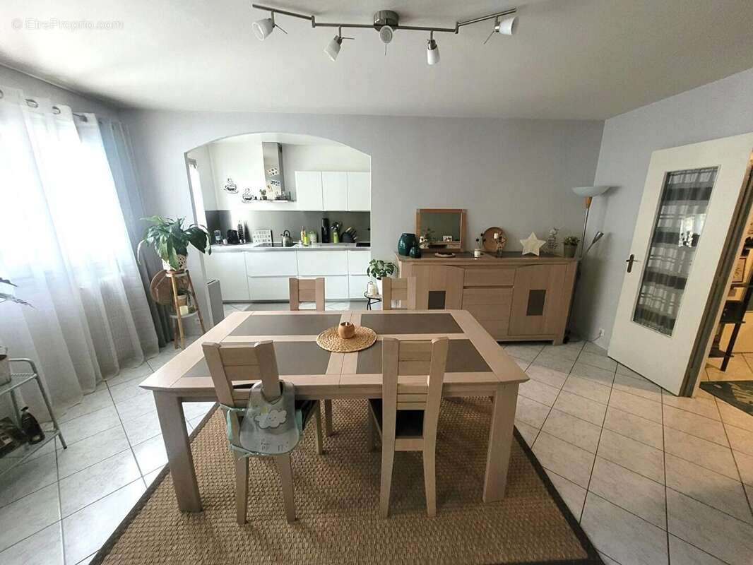 Appartement à LE BOURGET
