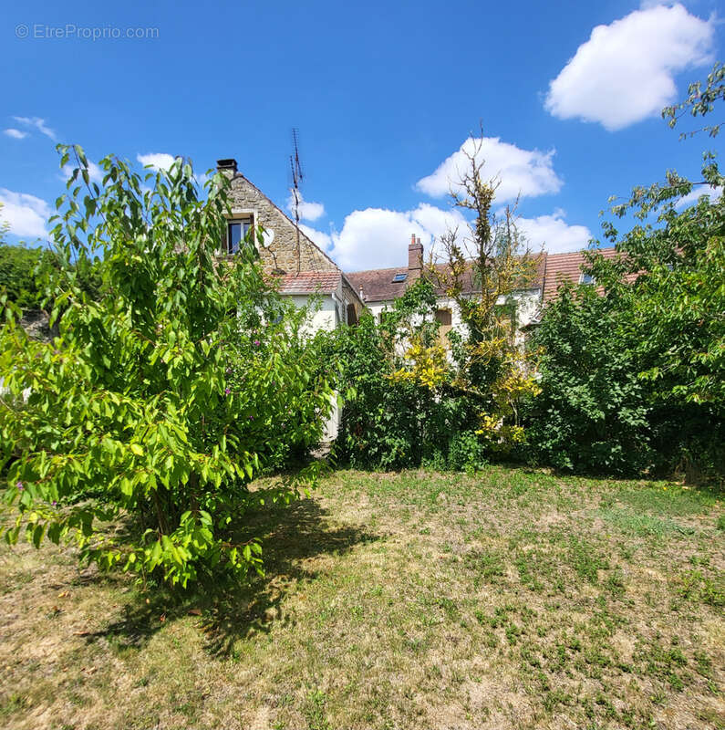 Appartement à BOISSY-L'AILLERIE