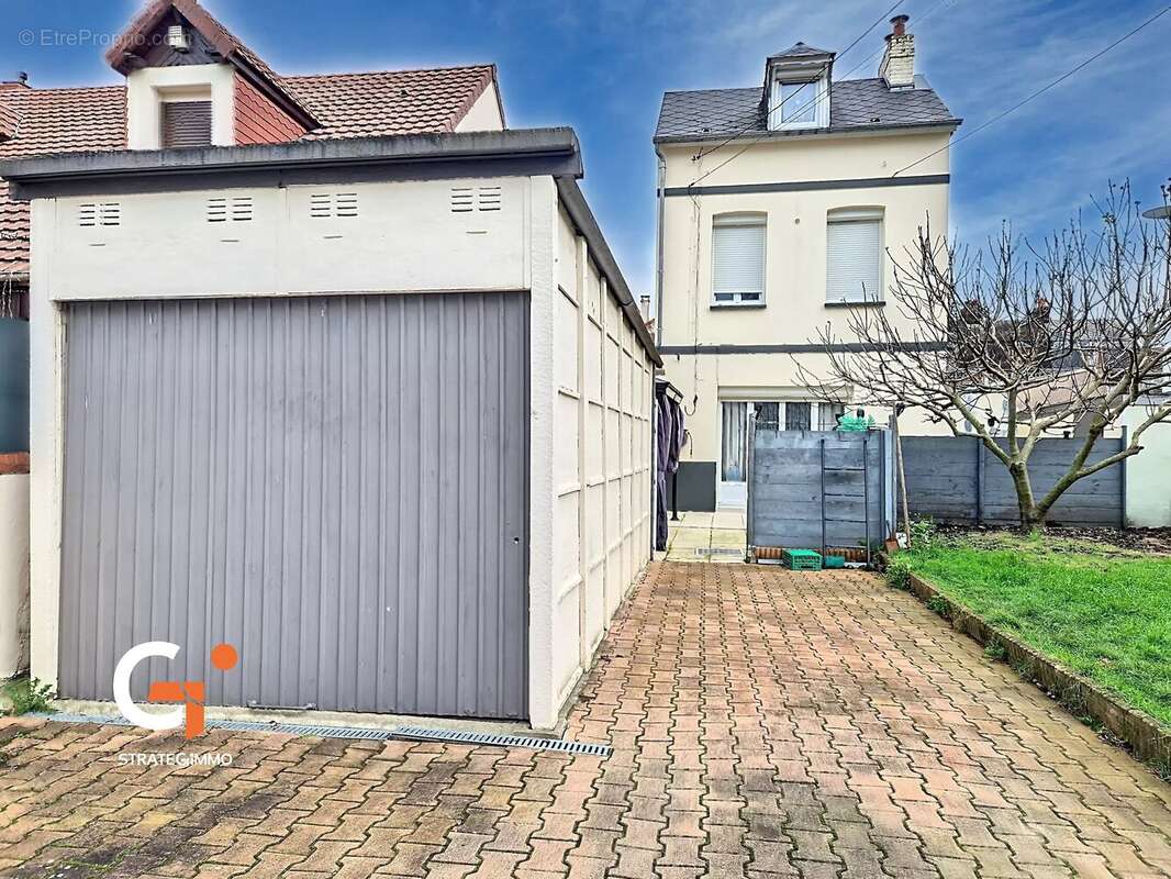 Maison à LE PETIT-QUEVILLY