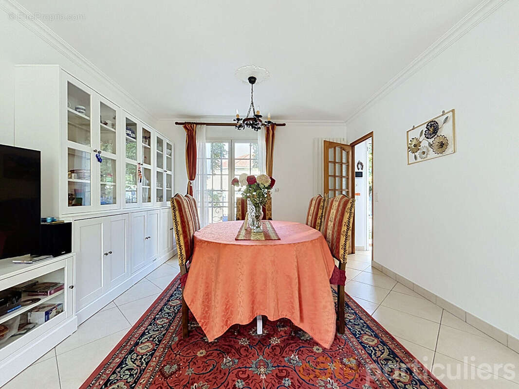 Maison Saint Maur Des Fosses 5 pièces, 4 chambres, sous-sol, jardin - sans travaux. - photo 13
