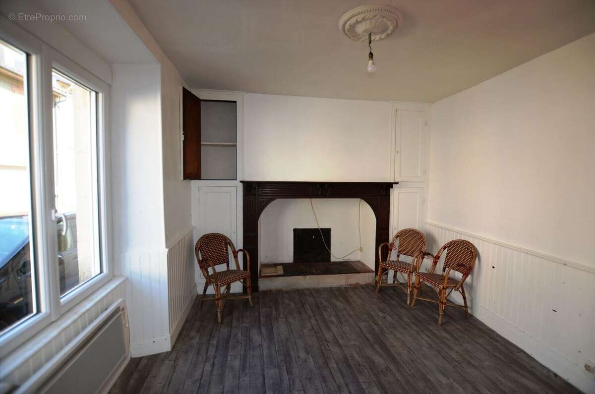 À vendre, Vic-Fezensac (Gers): charmante maison de ville 4 chambres, 2 au rdc, avec garage et cour, proche commodités - photo 12