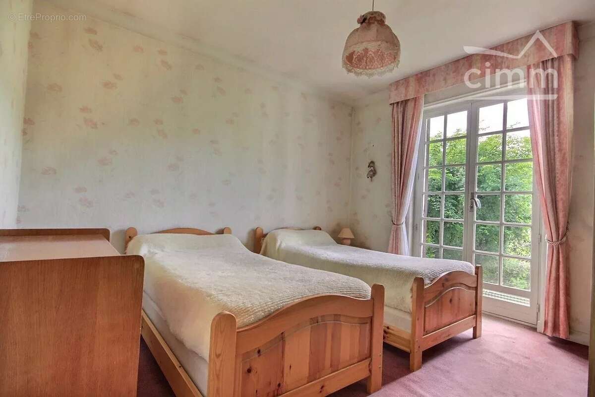 Maison à VAULNAVEYS-LE-HAUT