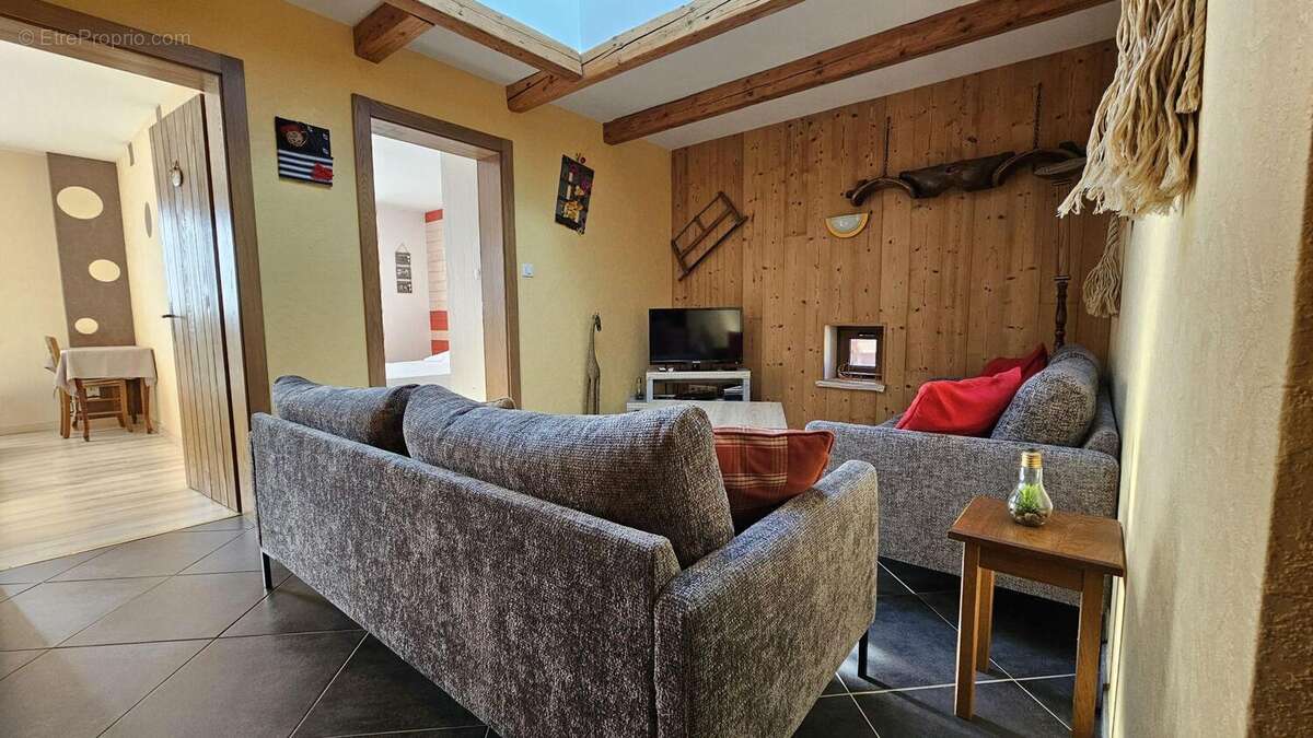 pictbien_67534b910f4b3 - Maison à VAGNEY