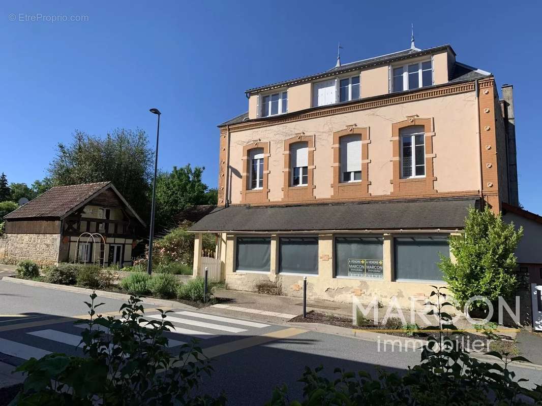 Maison à LA VILLENEUVE