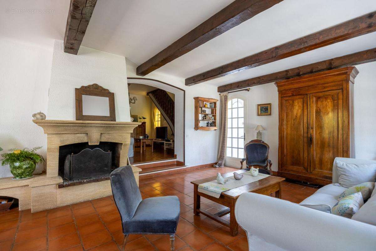 Maison à ROQUEFORT-LA-BEDOULE