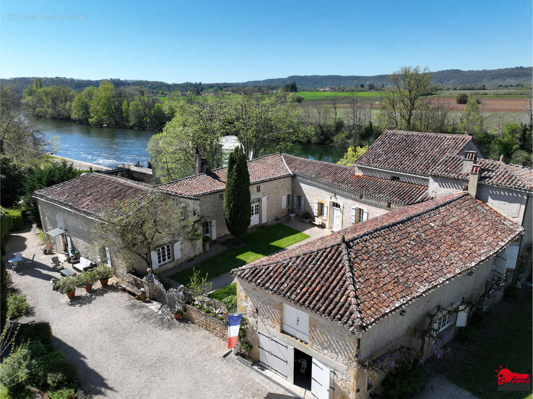 Maison à PUY-L'EVEQUE
