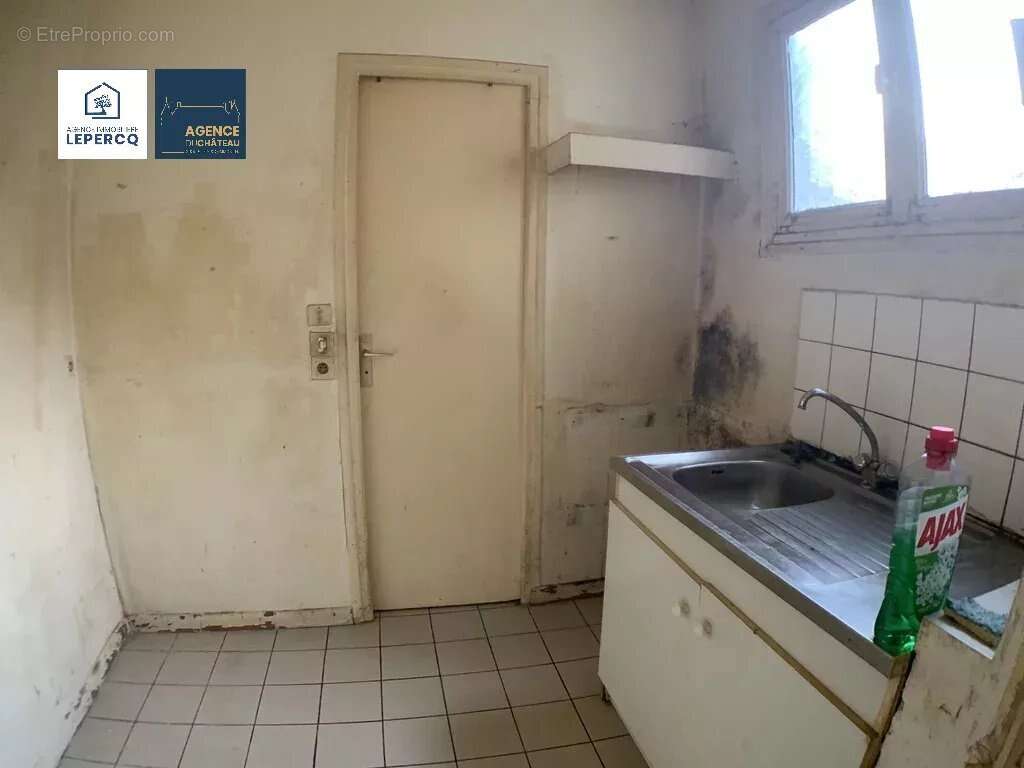 Appartement à LA FERTE-MILON
