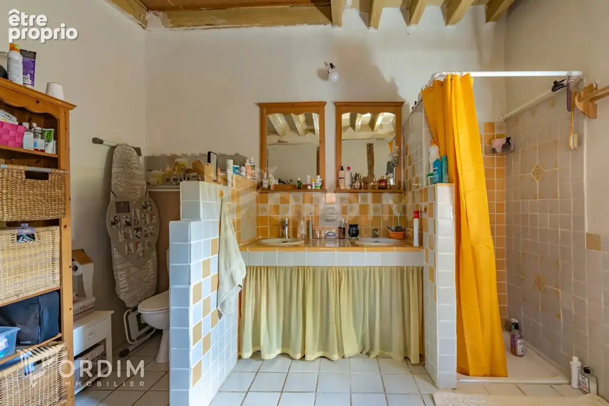 Maison ancienne pleine de charme avec atelier, dépendance et terrain - Moutiers-en-Puisaye - photo 11