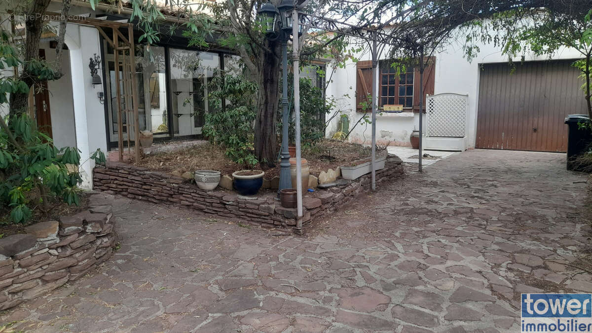 Maison à FRONTIGNAN