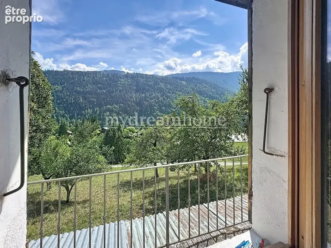 Chalet ancien, mazot et 5 hectares de terrain à Héry sur Ugine (73400) - photo 10