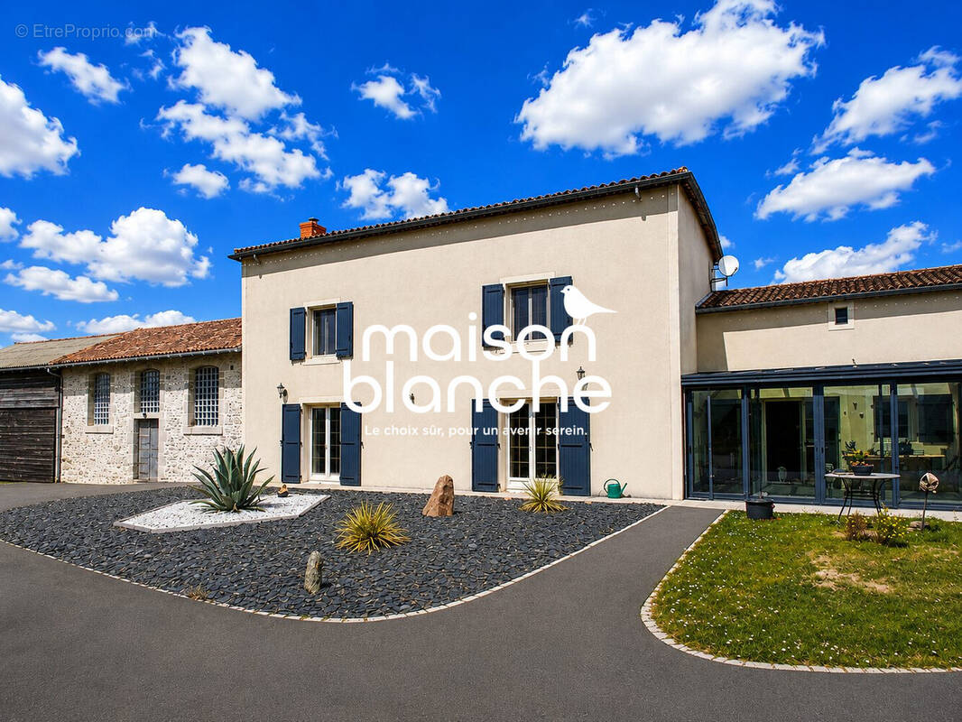 Maison à AIRVAULT