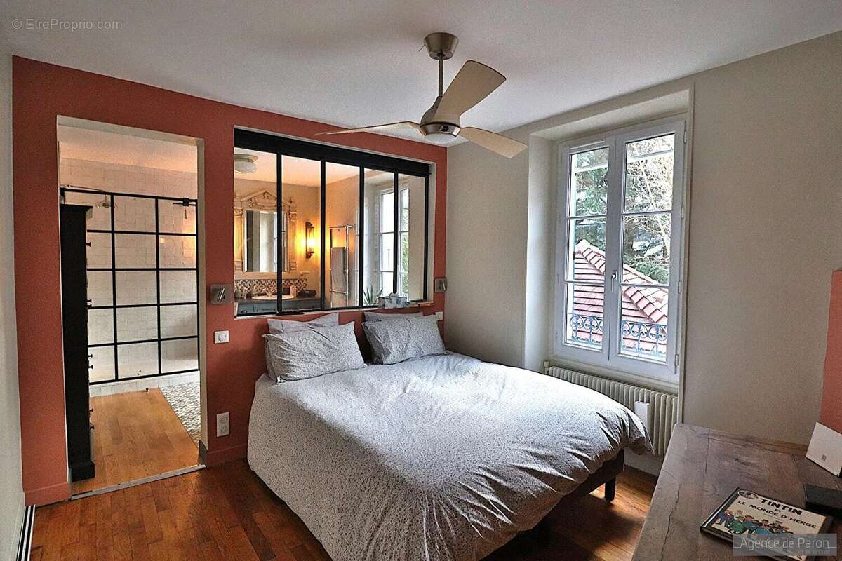 Maison à VERRIERES-LE-BUISSON