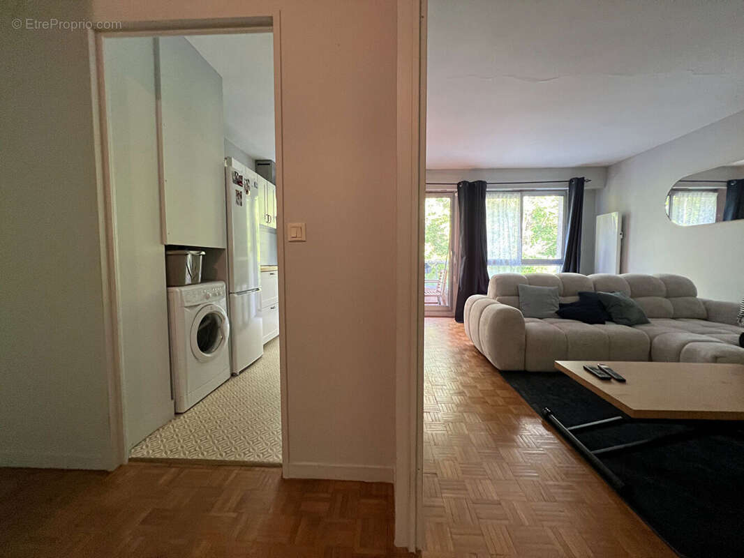 Appartement à SAINT-JEAN-DE-BRAYE