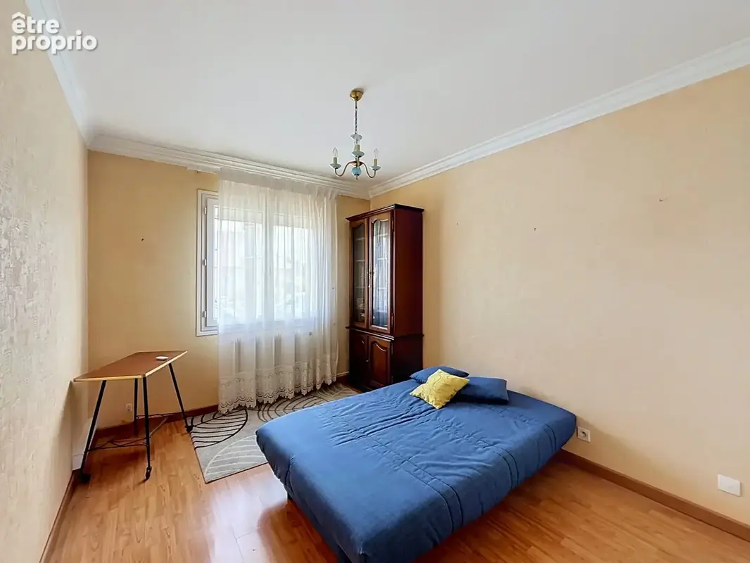 Maison 91 m² à La Chaussee-Saint-Victor  - photo 9