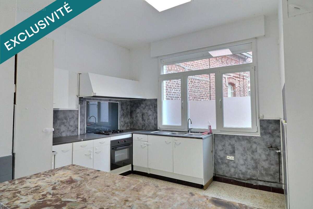 Maison 129 m² à Solesmes  - photo 3