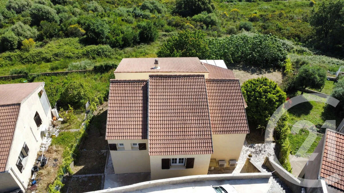 Maison à FURIANI
