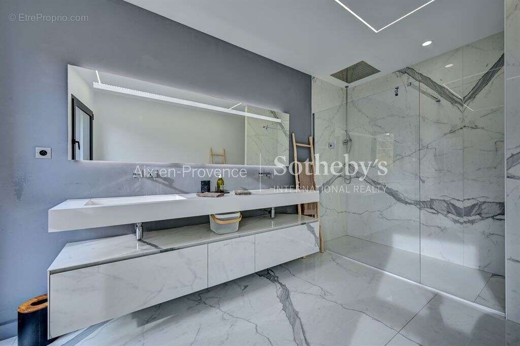 Maison à AIX-EN-PROVENCE